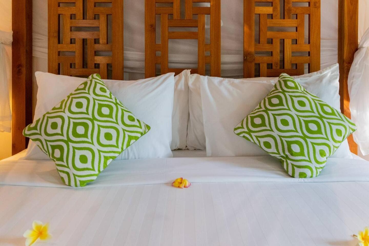 Villa Heart Of Seminyak, 2Br, Sleeps 4, Walk To Bintang Exterior foto